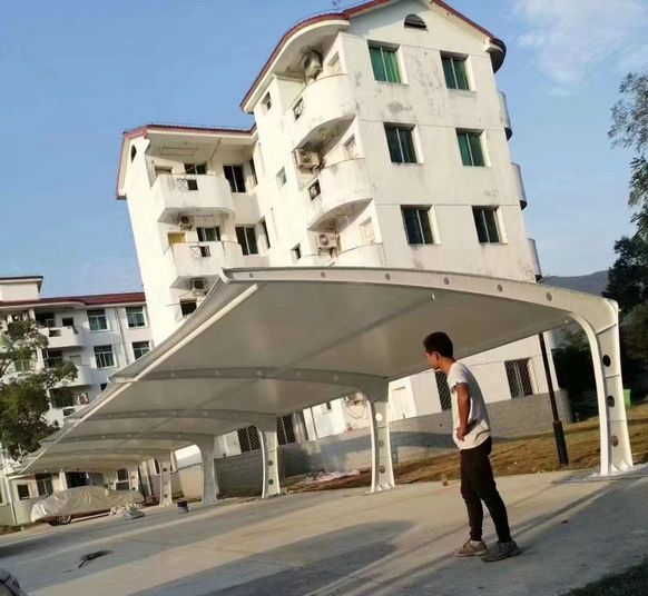 膜結(jié)構(gòu)車棚